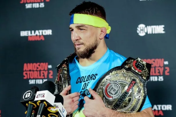 Украинский боец ​​Ярослав Амосов, бывший чемпион Bellator в полусреднем весе, официально завершил свои выступления после истечения контракта