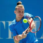 Первая ракетка Украины Вадим Урсу (305-й в мировом рейтинге ATP) потерпел поражение в своем первом матче на турнире серии ATP Challenger в Шэньчжэне, Китай