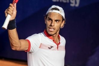 18 січня за вихід Australian Open поборються Франсіско Серундоло та Алекс де Мінаур. Проаналізуємо, з яким результатом може завершитися на турнірі